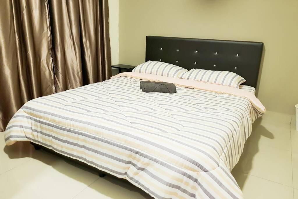 Apartamento Arc Austin Hills Residensi By Antlerzone Johor Bahru Exterior foto