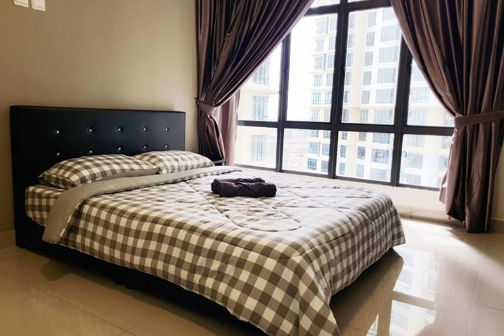 Apartamento Arc Austin Hills Residensi By Antlerzone Johor Bahru Exterior foto